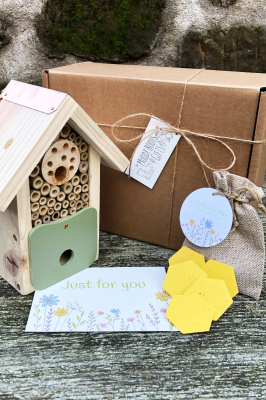 Bee Gift Box