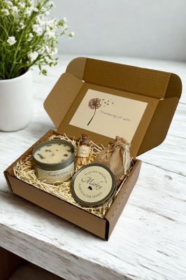 Horse Sympathy Candle Gift Box With Hidden Gemstone Heart Horse Sympathy Candle Gift Box With Hidden Gemstone Heart